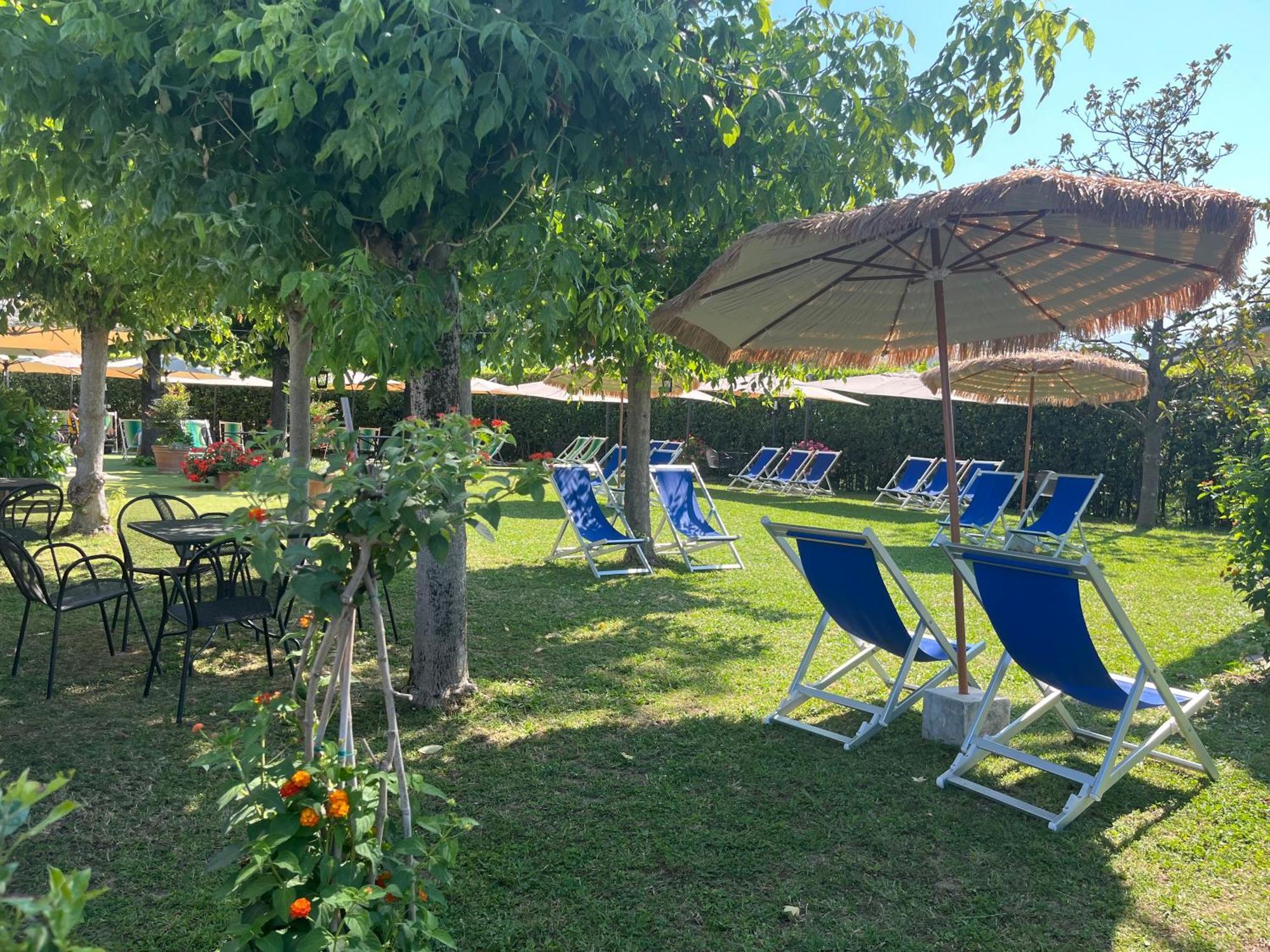 Villa Casa Flo' Marina Di Carrara Exterior foto